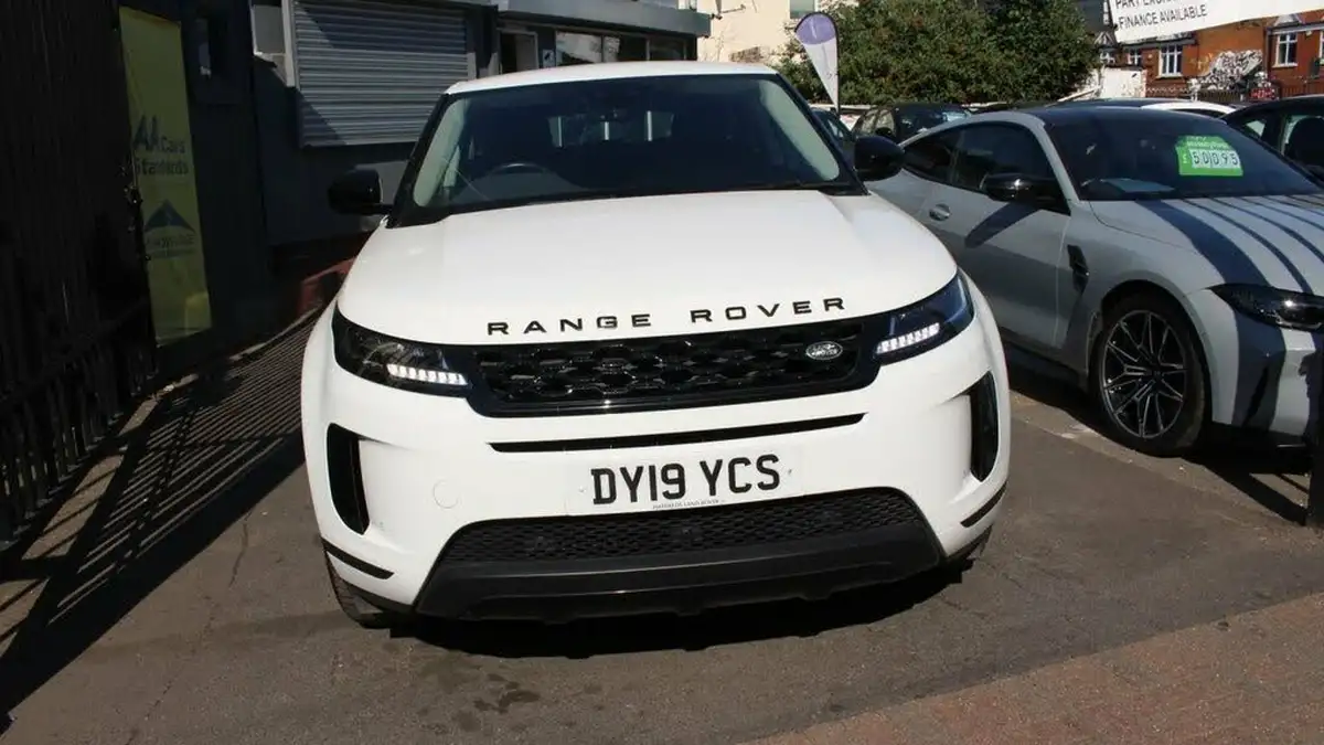 2019-land-rover-range-rover-evoque-20-d150-s-awd-auto-big-8