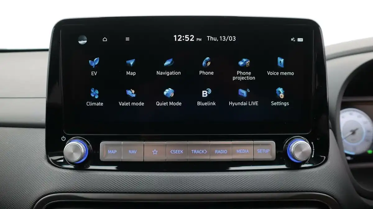 2022-hyundai-kona-e-premium-204ps-64kwh-7kw-obc-big-11