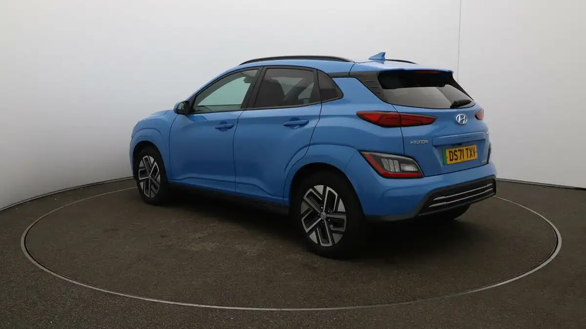 2022-hyundai-kona-e-premium-204ps-64kwh-7kw-obc-big-63