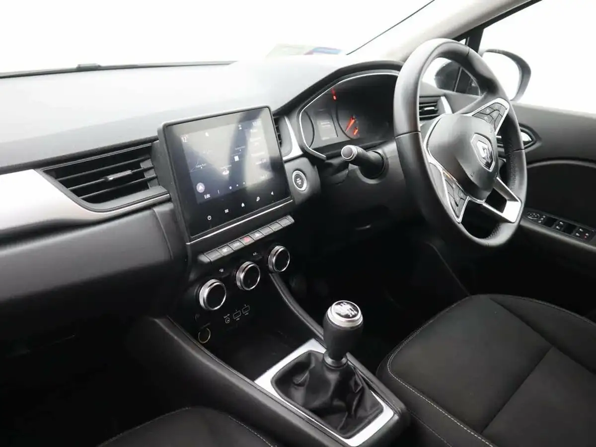 2021-renault-captur-10-tce-iconic-edition-big-12