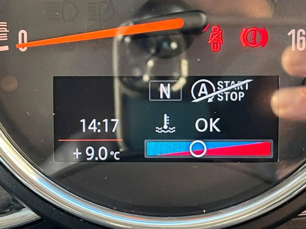 2018-mini-cooper-15-cooper-series-ii-ss-hatchback-3d-big-23