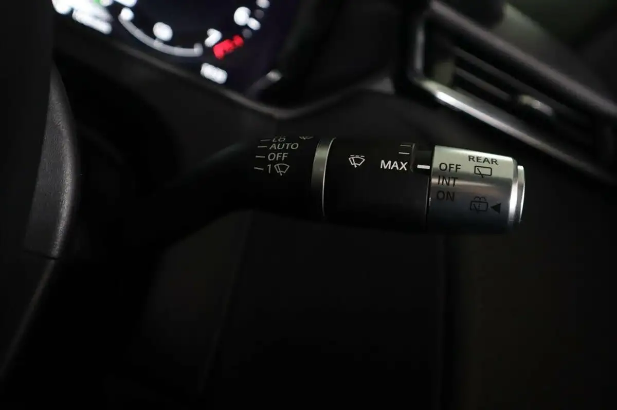 2022-land-rover-range-rover-velar-20-p400e-r-dynamic-se-big-18