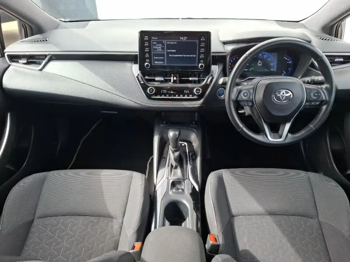 2022-toyota-corolla-18-vvt-i-icon-120bhp-trk-hatchback-5d-big-2