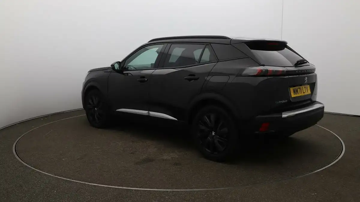 2021-peugeot-2008-suv-e-gt-premium-50kwh-big-64