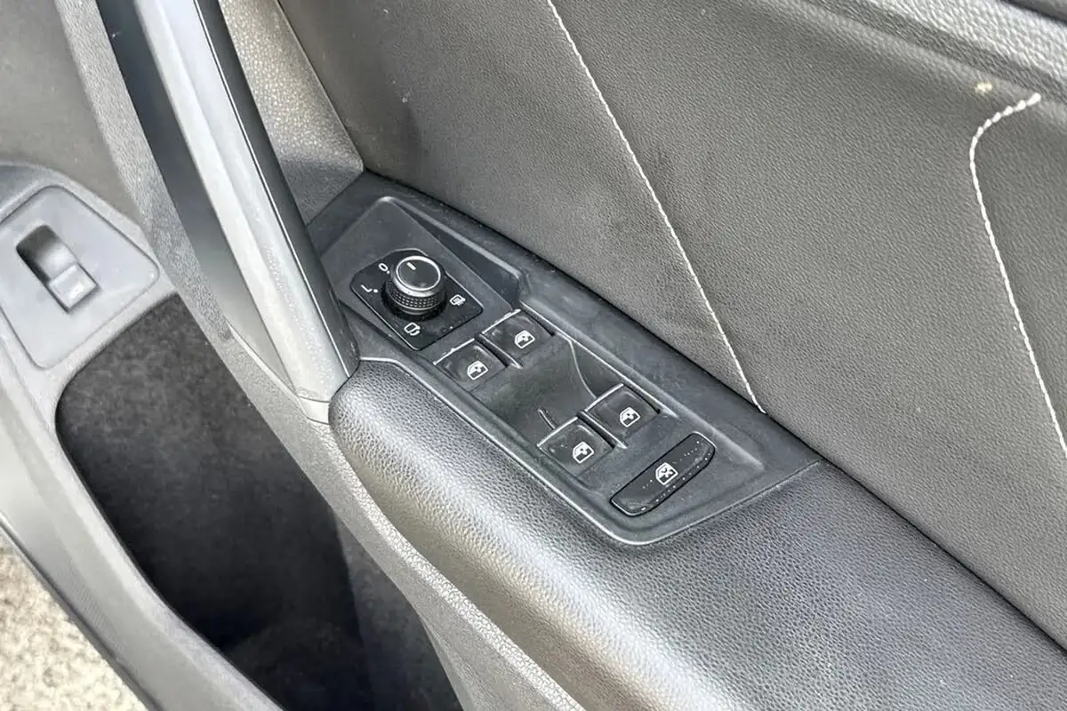 2020-volkswagen-tiguan-20tdi-r-line-tech-150ps-dsg-big-20