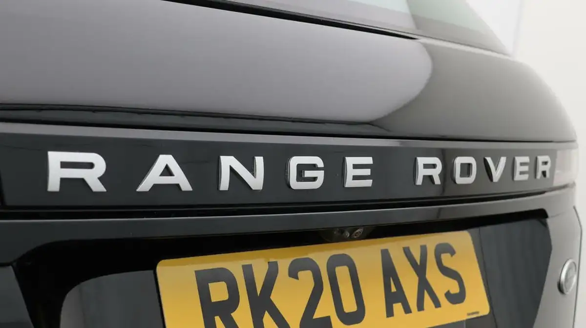 2020-land-rover-range-rover-evoque-20-p200-s-200bhp-big-21