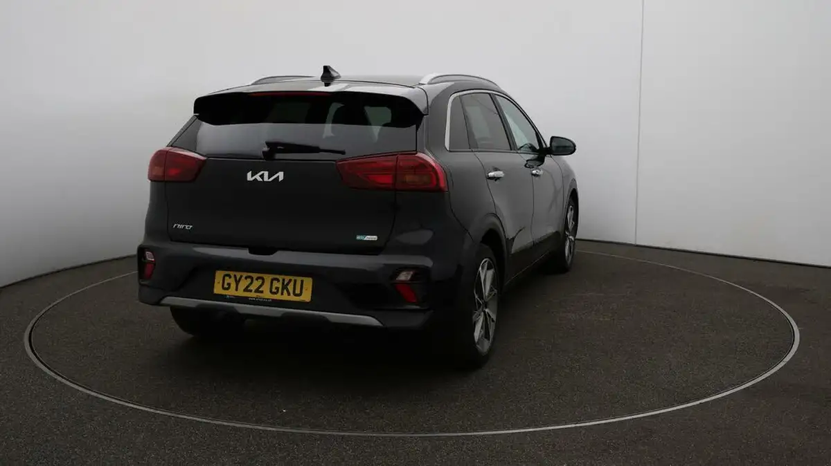 2022-kia-niro-16-gdi-3-156kwh-big-55