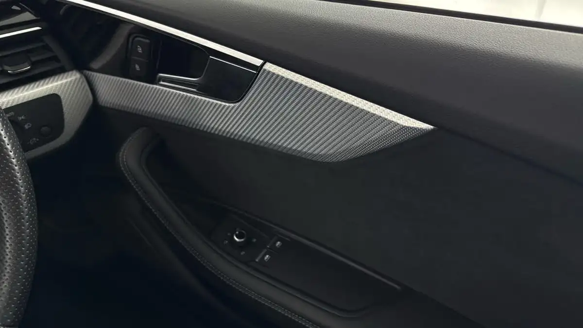 2022-audi-rs5-29-tfsi-coupe-2d-big-25