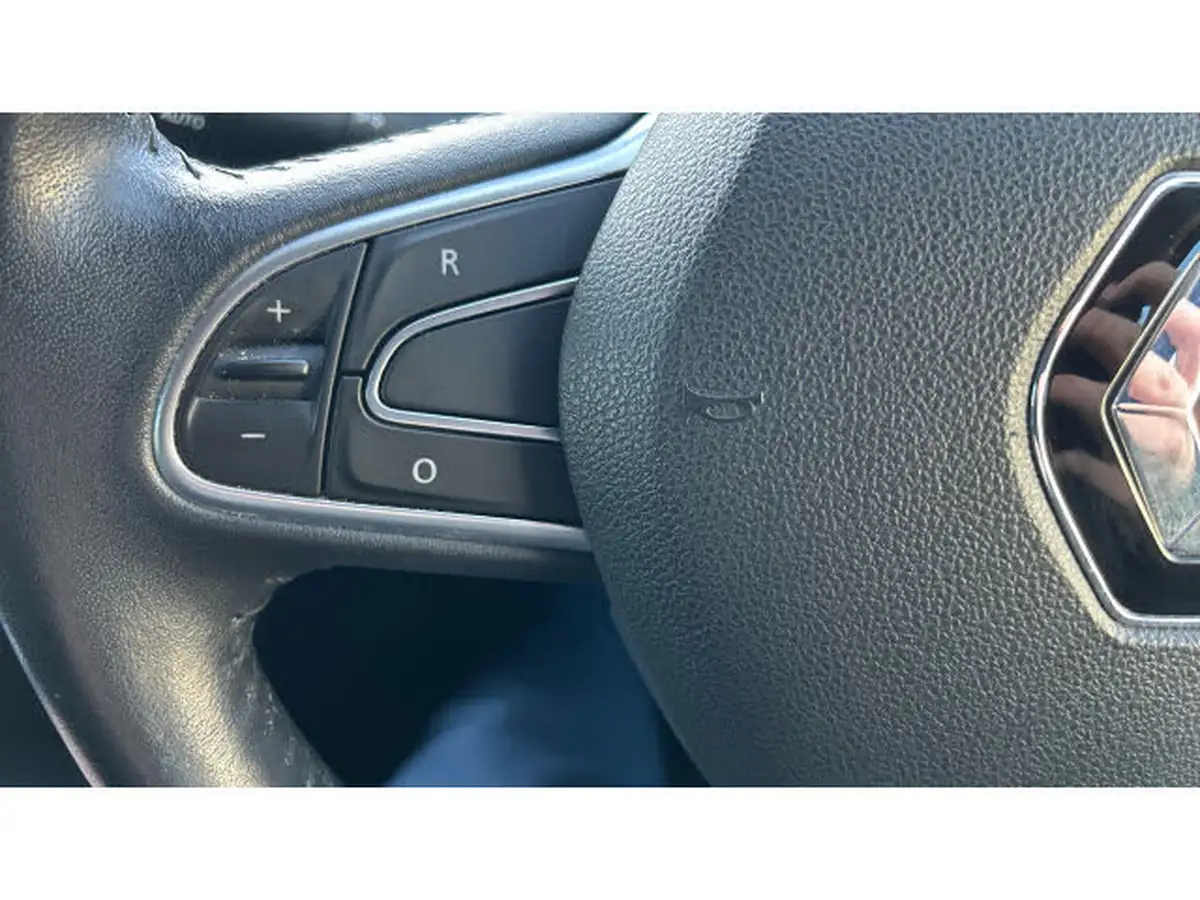 2017-renault-megane-16dci-dynamique-s-nav-sport-tourer-big-25