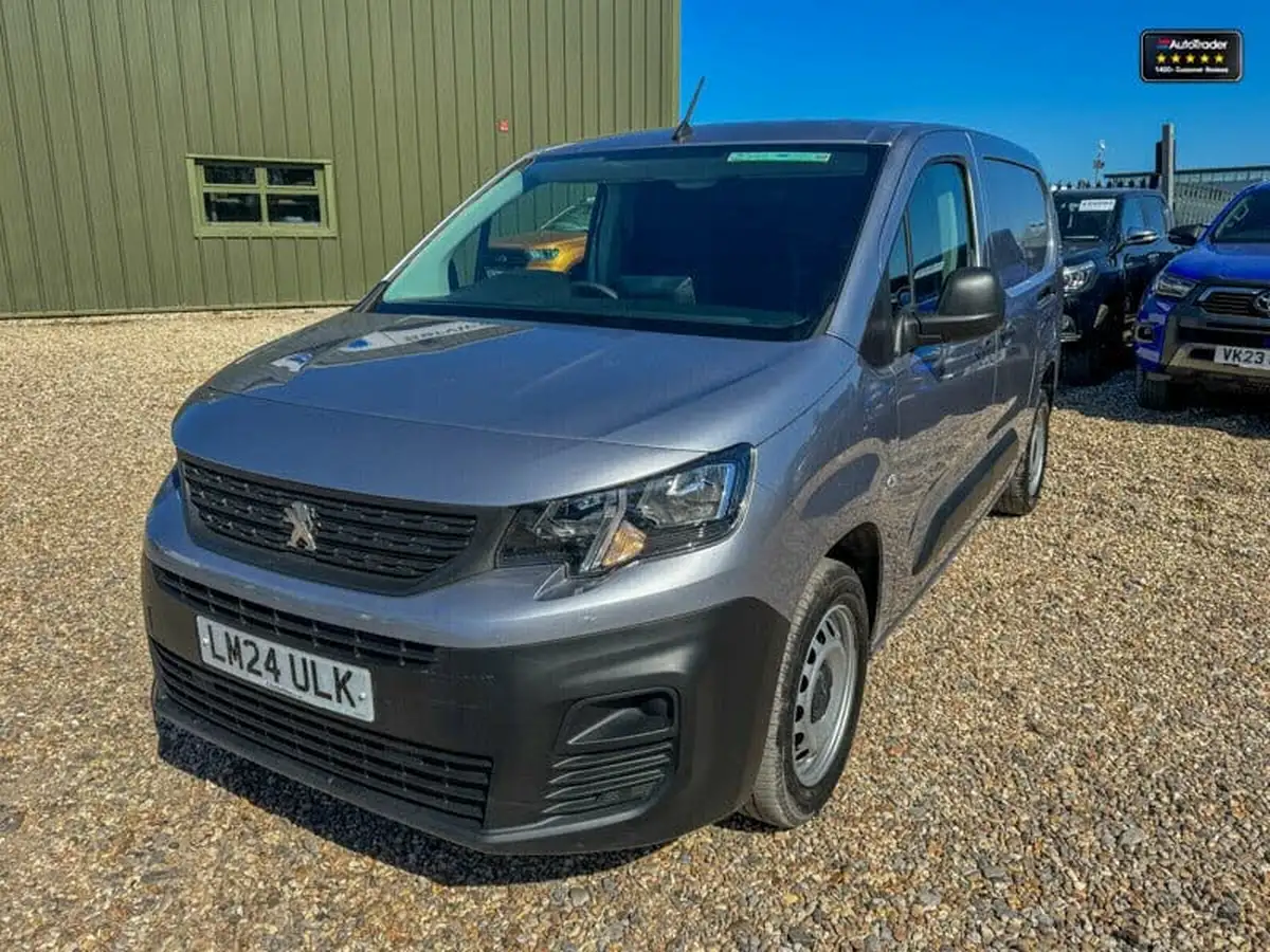 2024-peugeot-partner-15-bluehdi-950-professional-premium-100pseu6d-big-1