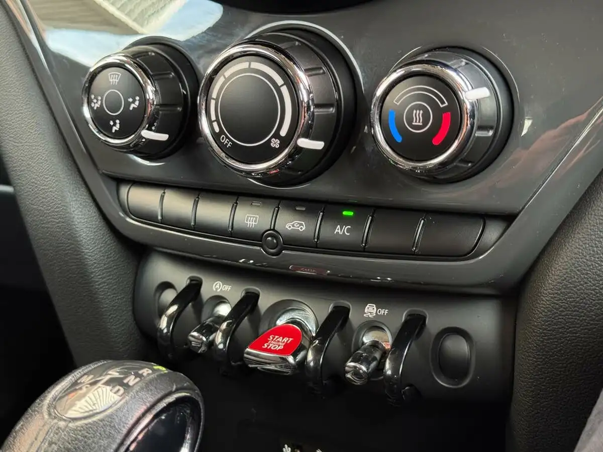 2017-mini-countryman-20td-cooper-d-ss-auto-big-14