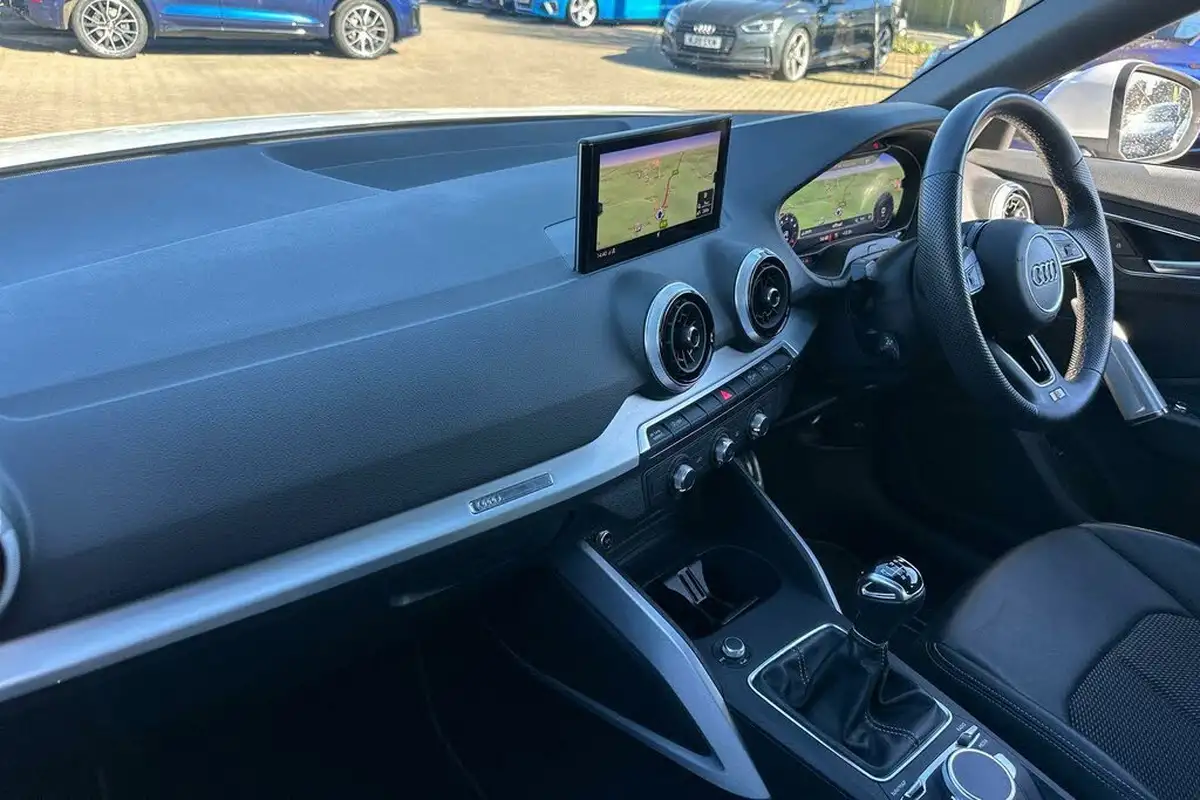 2021-audi-q2-15-35-tfsi-s-line-big-29