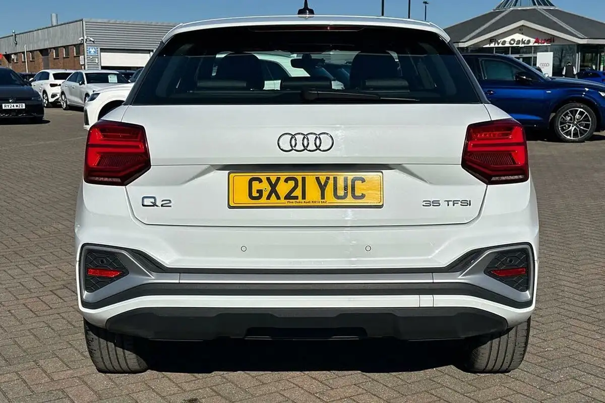 2021-audi-q2-15-35-tfsi-s-line-big-5