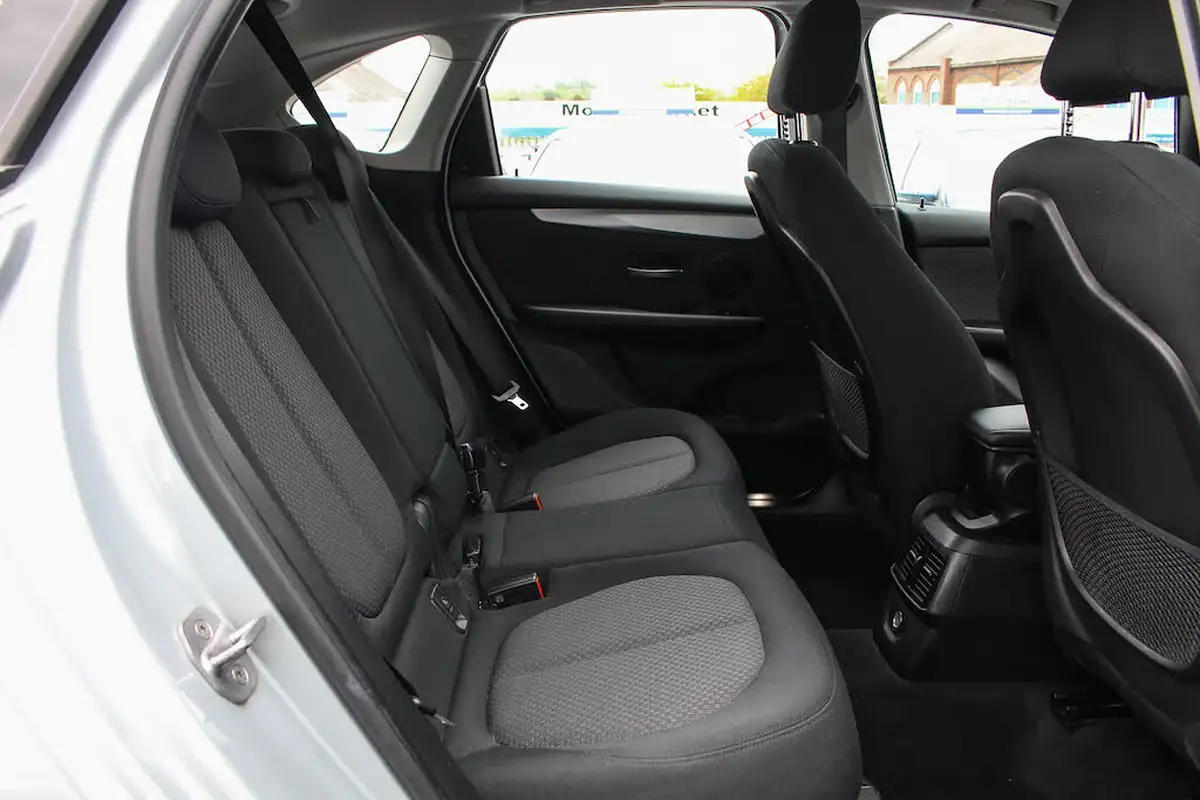 2016-bmw-2-series-15-218i-se-active-tourer-5d-big-21
