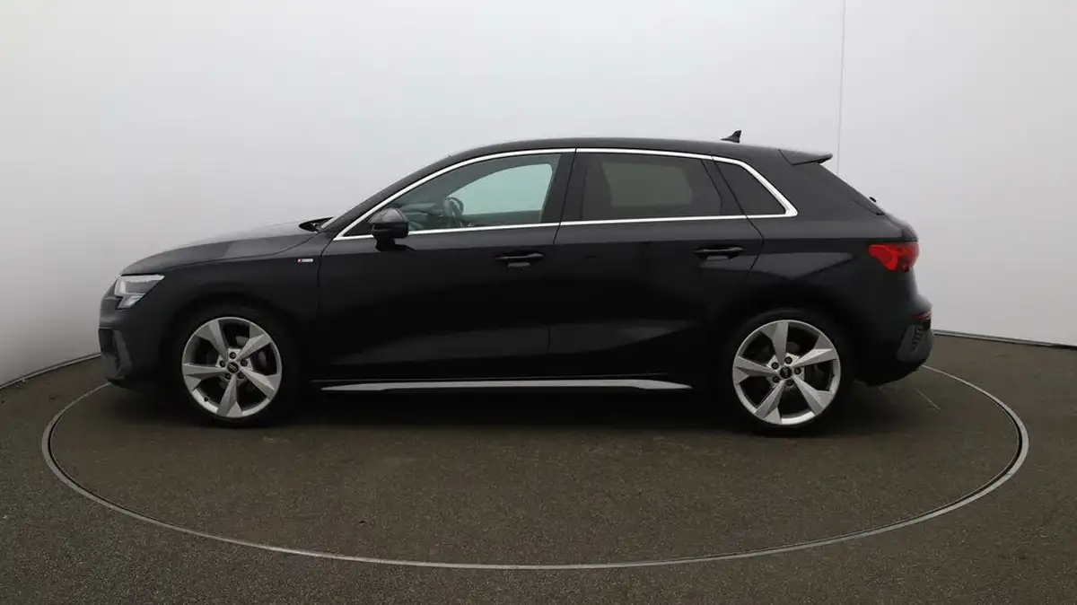 2023-audi-a3-15-35-tfsi-s-line-sportback-5d-big-57