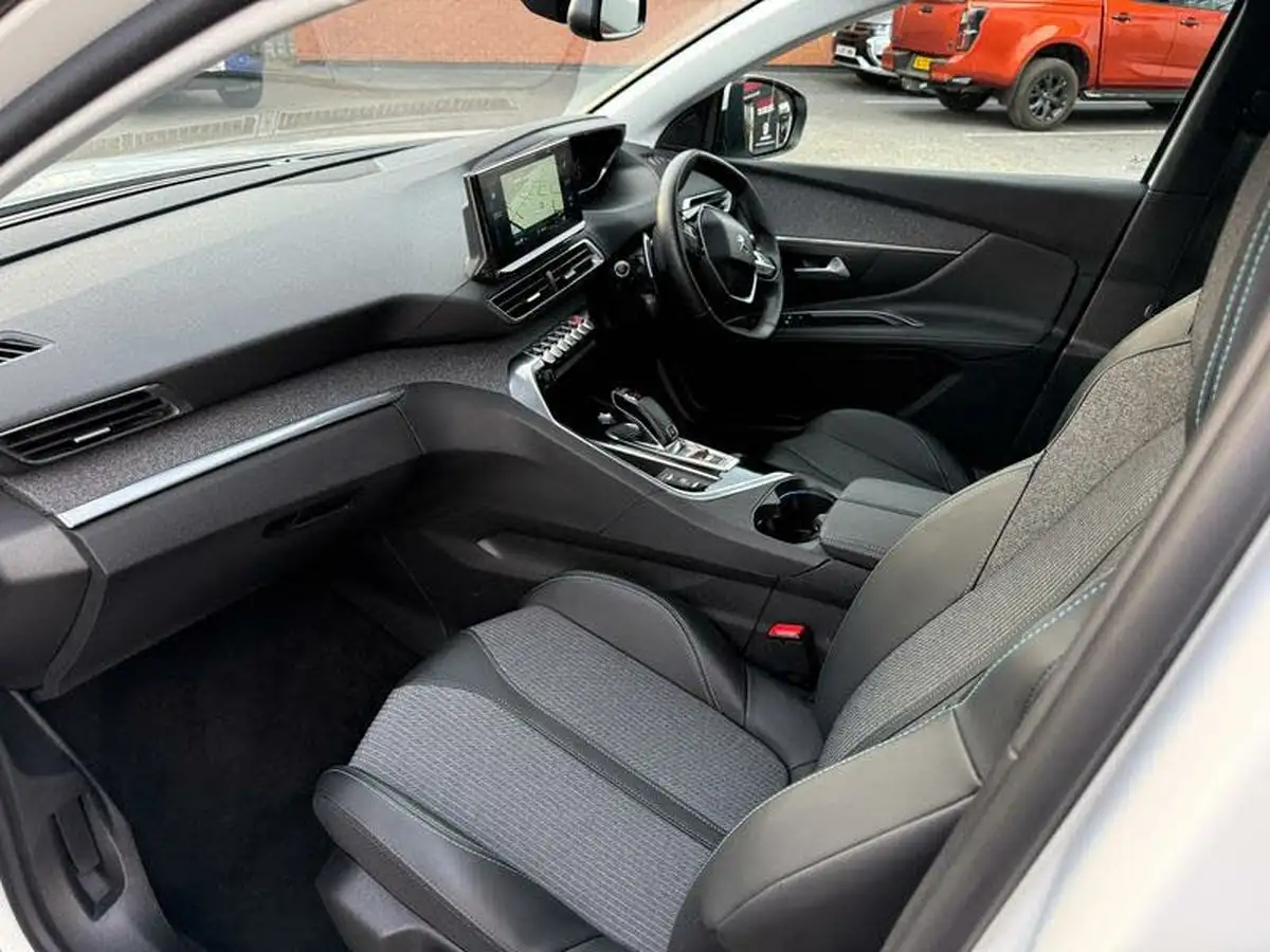 2021-peugeot-3008-suv-15-bluehdi-allure-premium-eat8-big-4