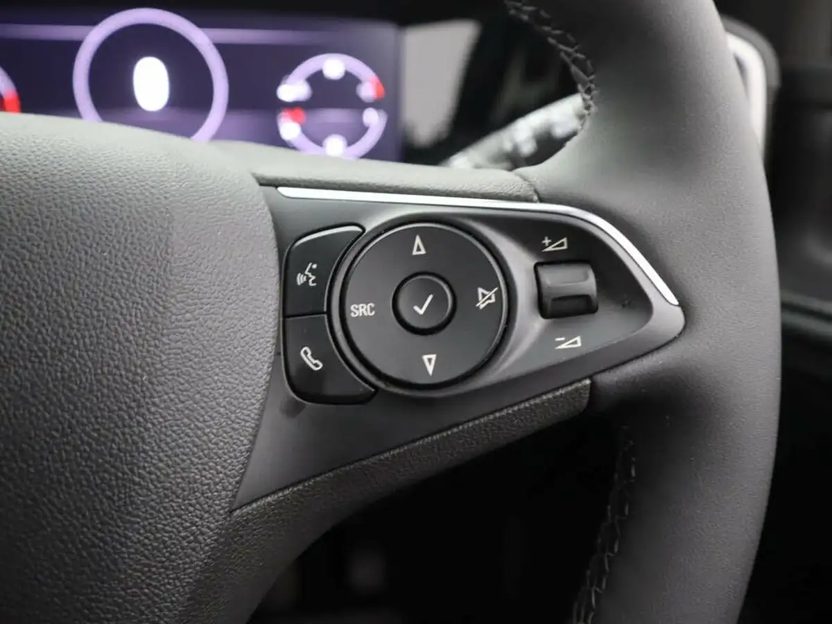 2024-vauxhall-mokka-12-ultimate-136ps-big-25