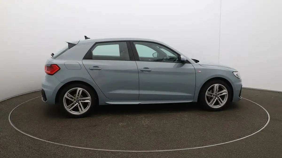2021-audi-a1-10-30-tfsi-s-line-110ps-big-8