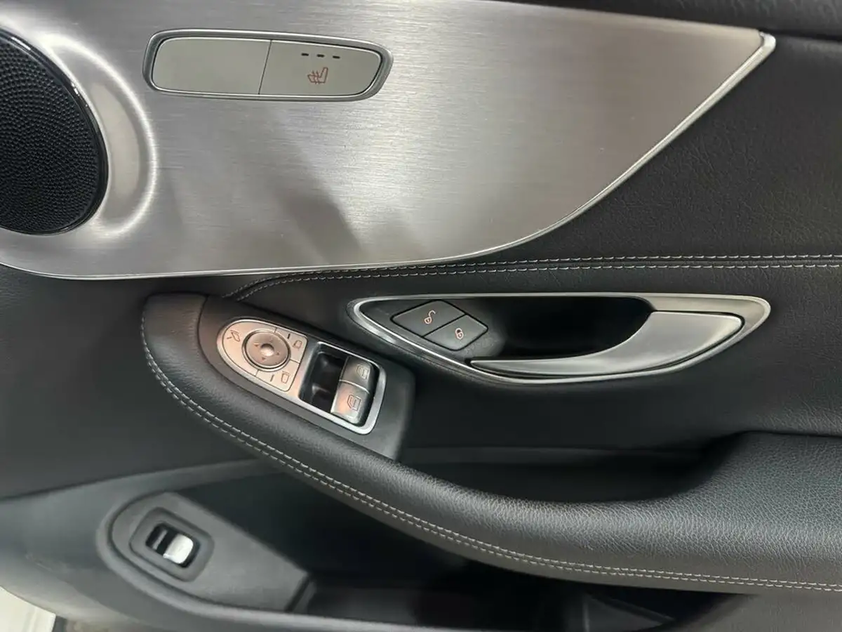 2019-mercedes-benz-c-class-20d-c220d-amg-line-premium-coupe-2d-big-11