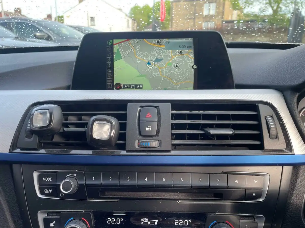 2015-bmw-3-series-20-320i-xdrive-m-sport-gt-big-11