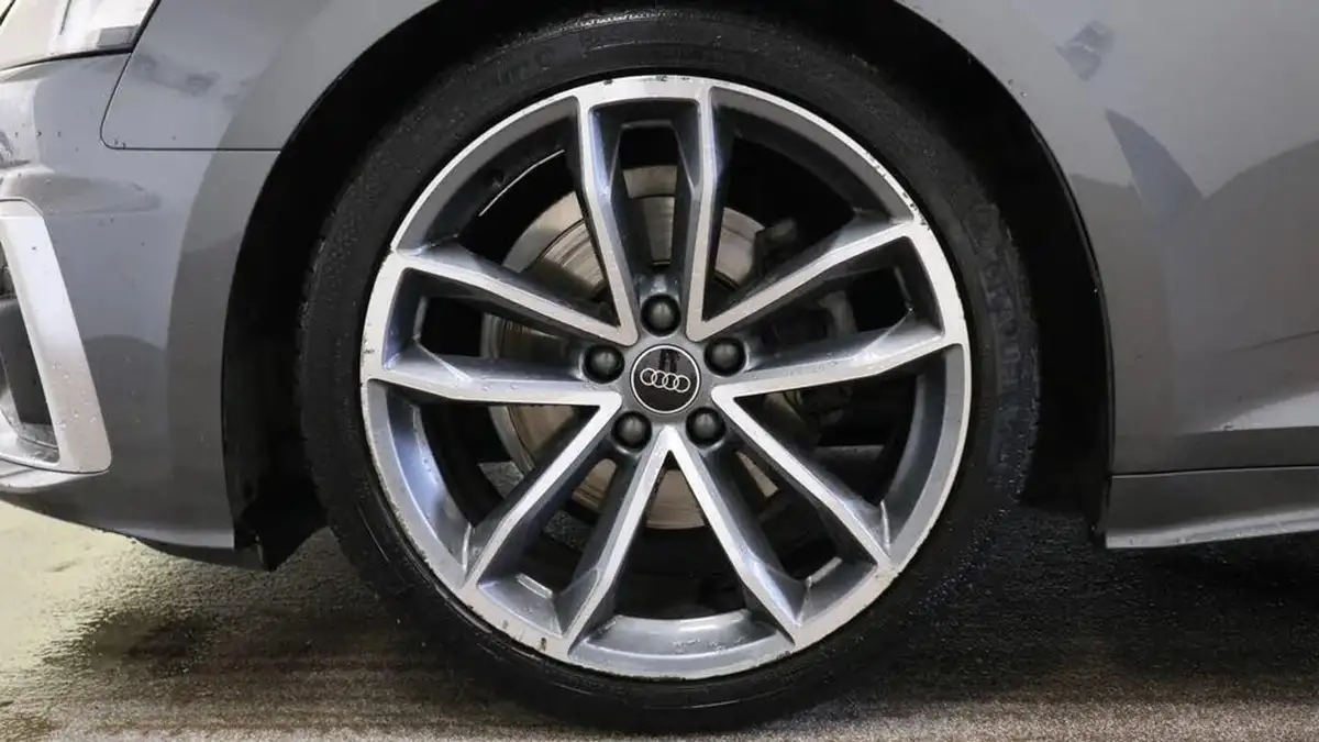 2023-audi-a5-20-35-tdi-s-line-sportback-5d-big-5