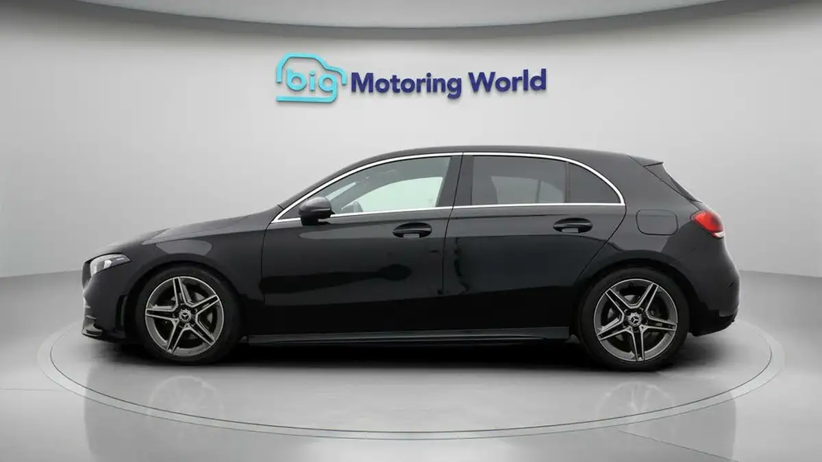 2019-mercedes-benz-a-class-13-a200-amg-line-hatchback-5d-big-3