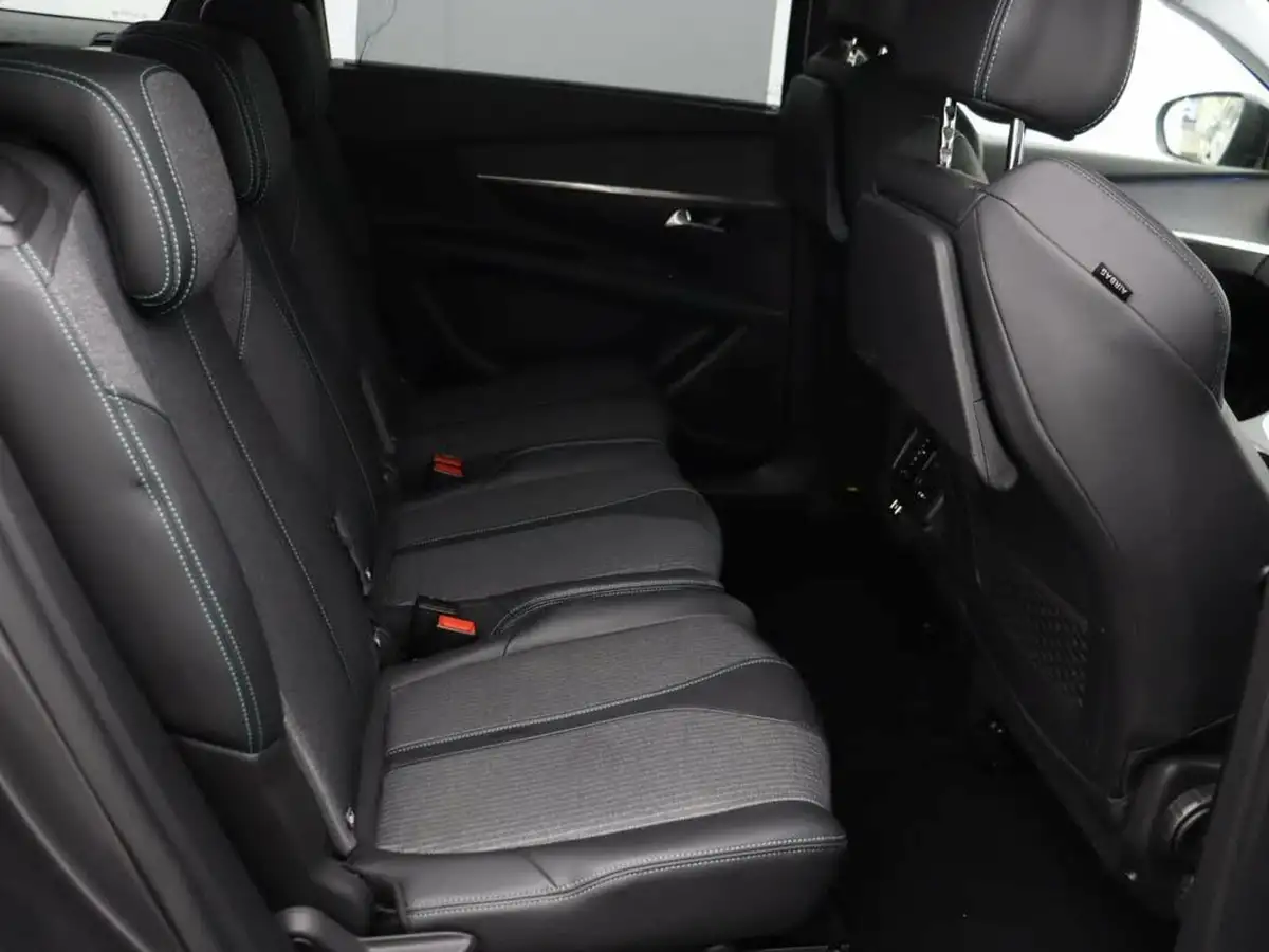 2022-peugeot-5008-suv-15-bluehdi-allure-premium-eat8-big-11