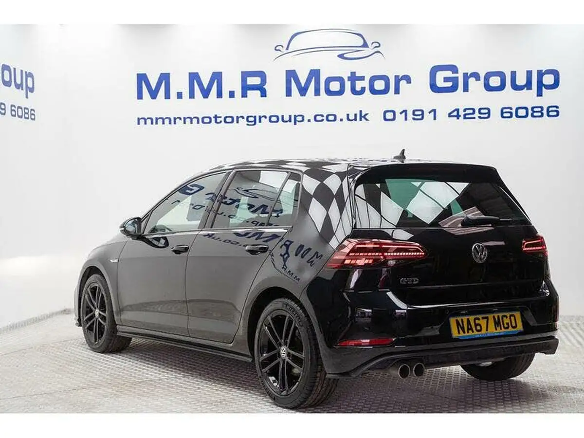 2017-volkswagen-golf-20tdi-gtd-blueline-ss-hatchback-5d-big-15