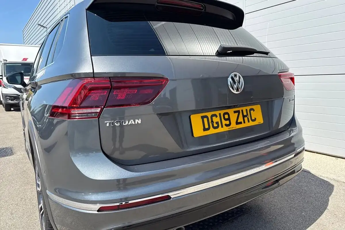 2019-volkswagen-tiguan-20tdi-r-line-tech-190ps-4motion-dsg-big-7