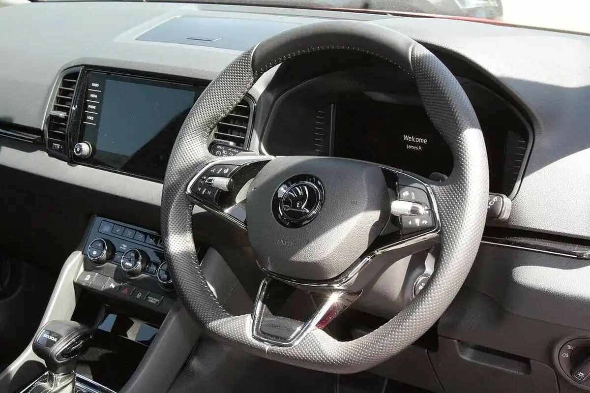 2023-skoda-karoq-15-tsi-sportline-dsg-big-5