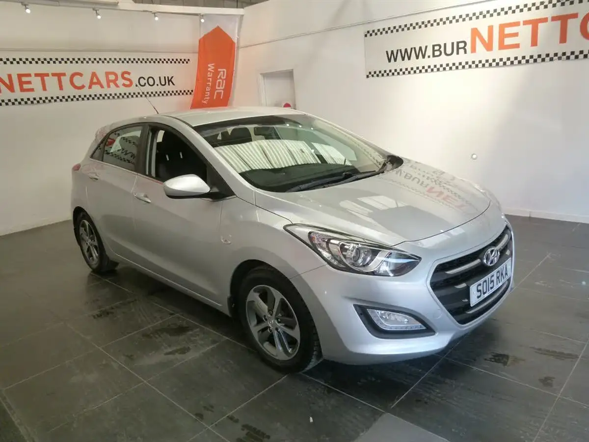 2015-hyundai-i30-14-se-big-2