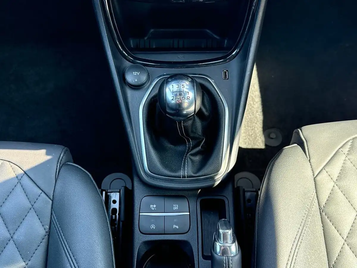 2022-ford-puma-suv-10-st-line-vignale-125ps-big-24