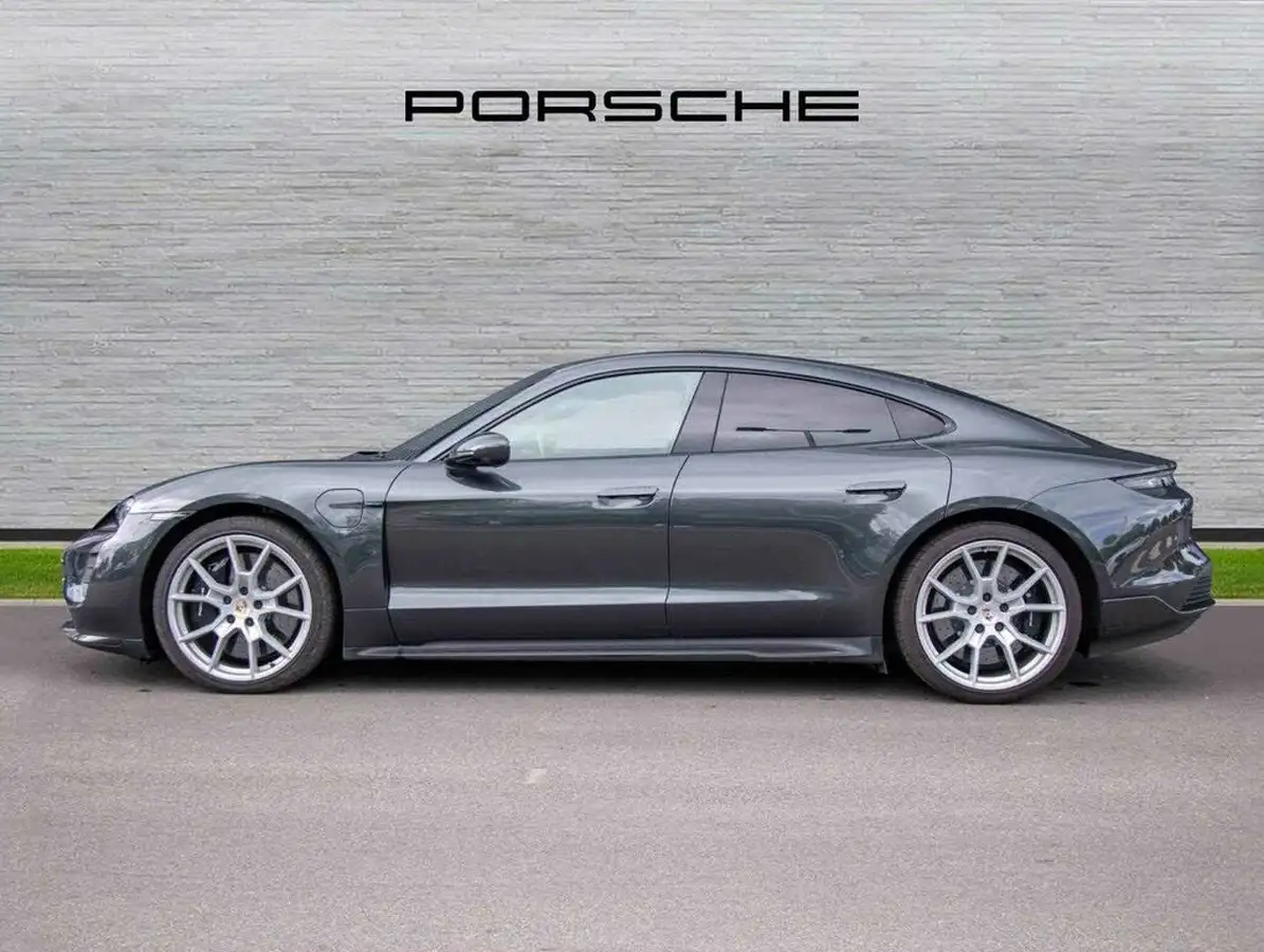 2020-porsche-taycan-e-turbo-s-big-1