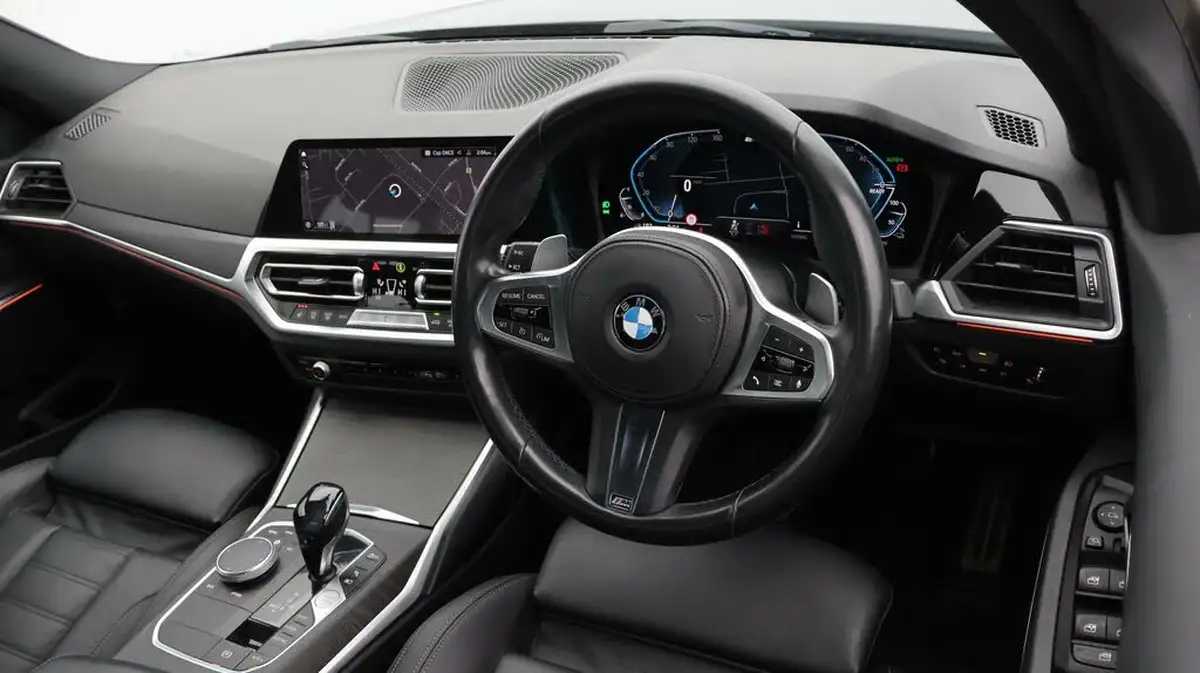 2020-bmw-3-series-20-330e-m-sport-saloon-4d-big-9