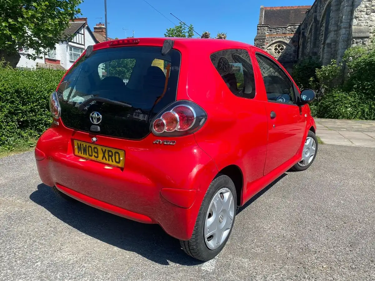 2009-toyota-aygo-10-aygo-3d-big-6
