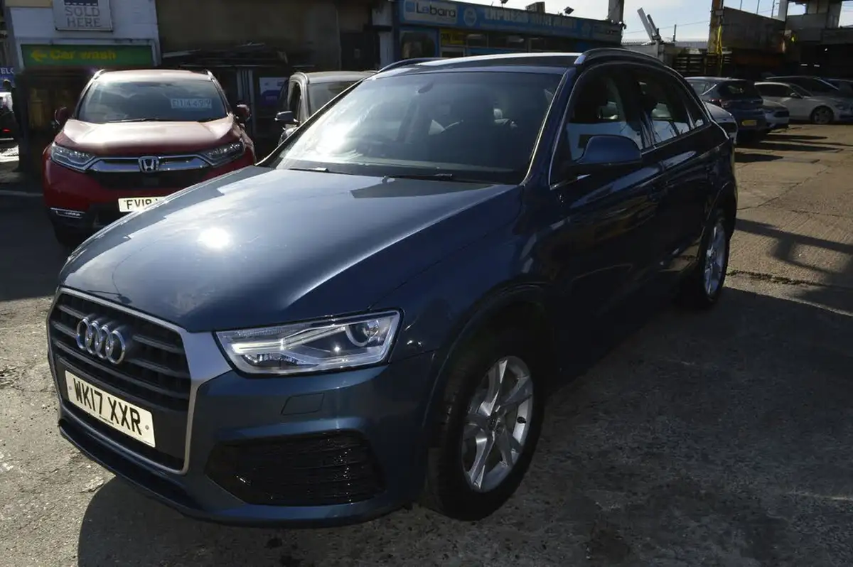 2017-audi-q3-14-tfsi-sport-s-tronic-big-2