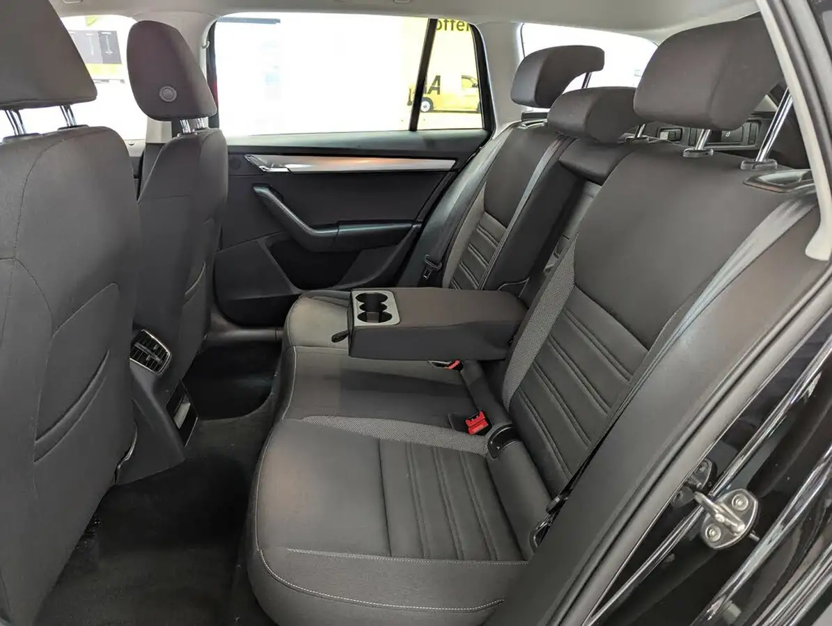 2019-skoda-octavia-15-tsi-se-estate-dsg-big-7