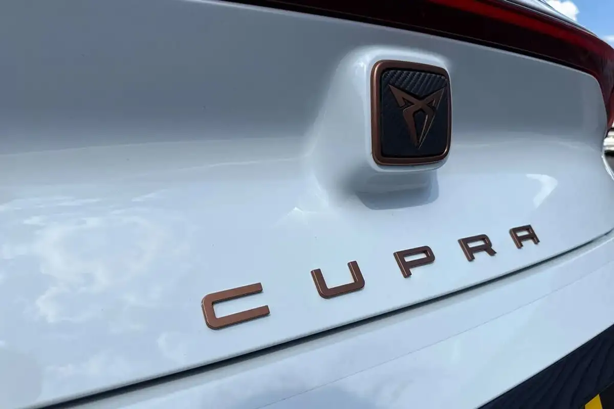 2022-cupra-born-e-v2-230ps-58kwh-e-boost-big-38