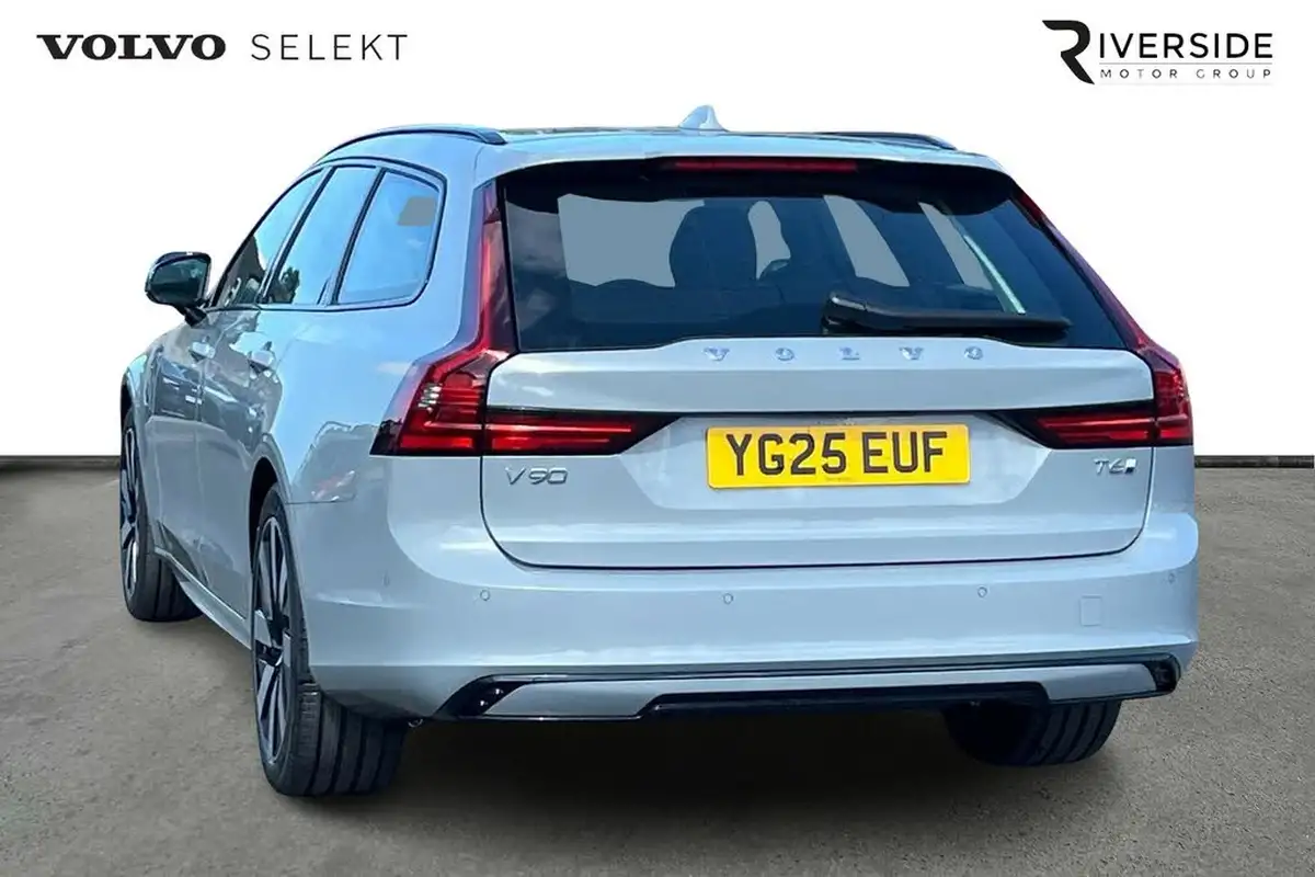 2025-volvo-v90-20-t6-plus-345bhp-dark-big-2