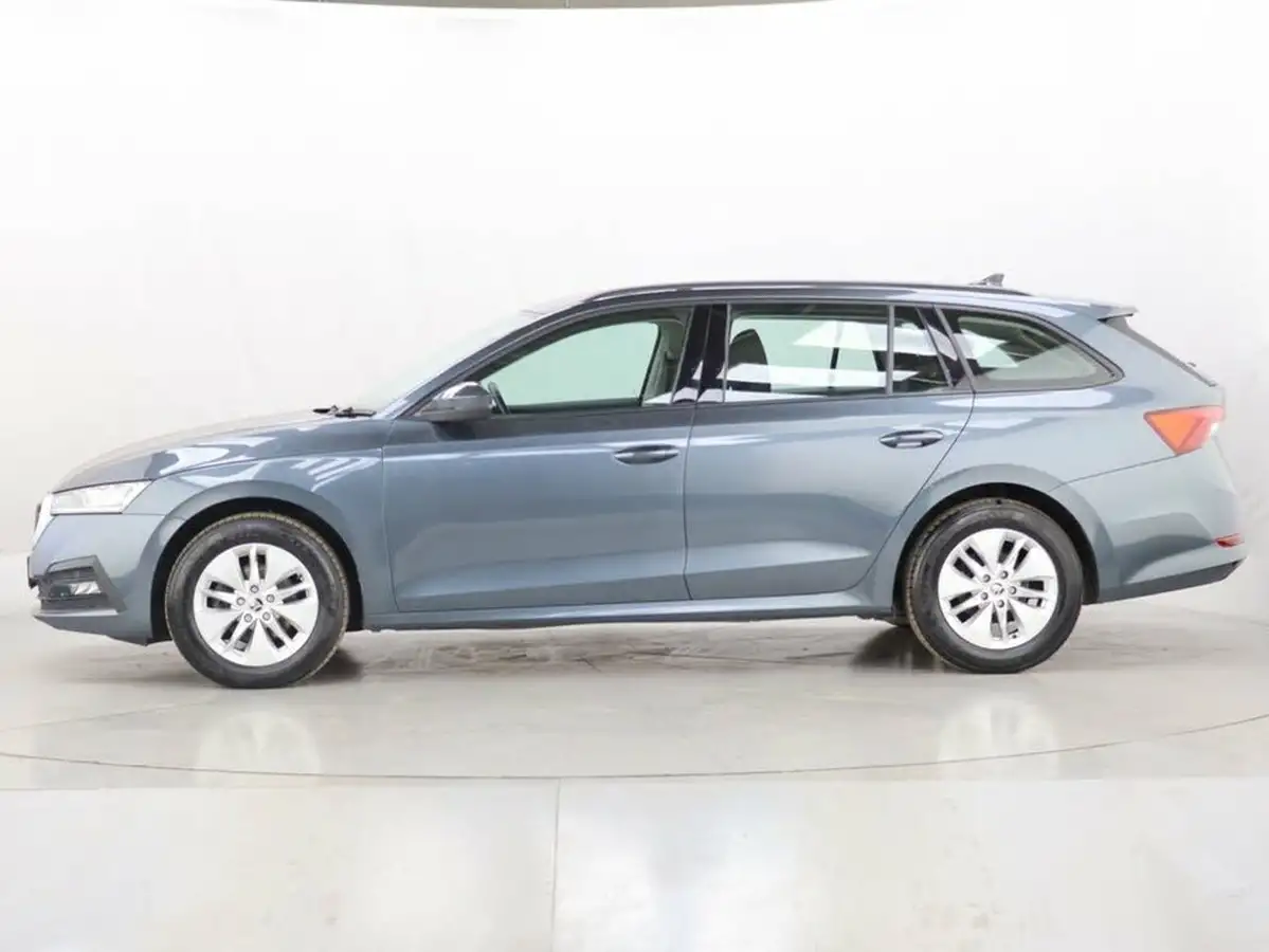 2021-skoda-octavia-20tdi-se-technology-115ps-scr-estate-big-5