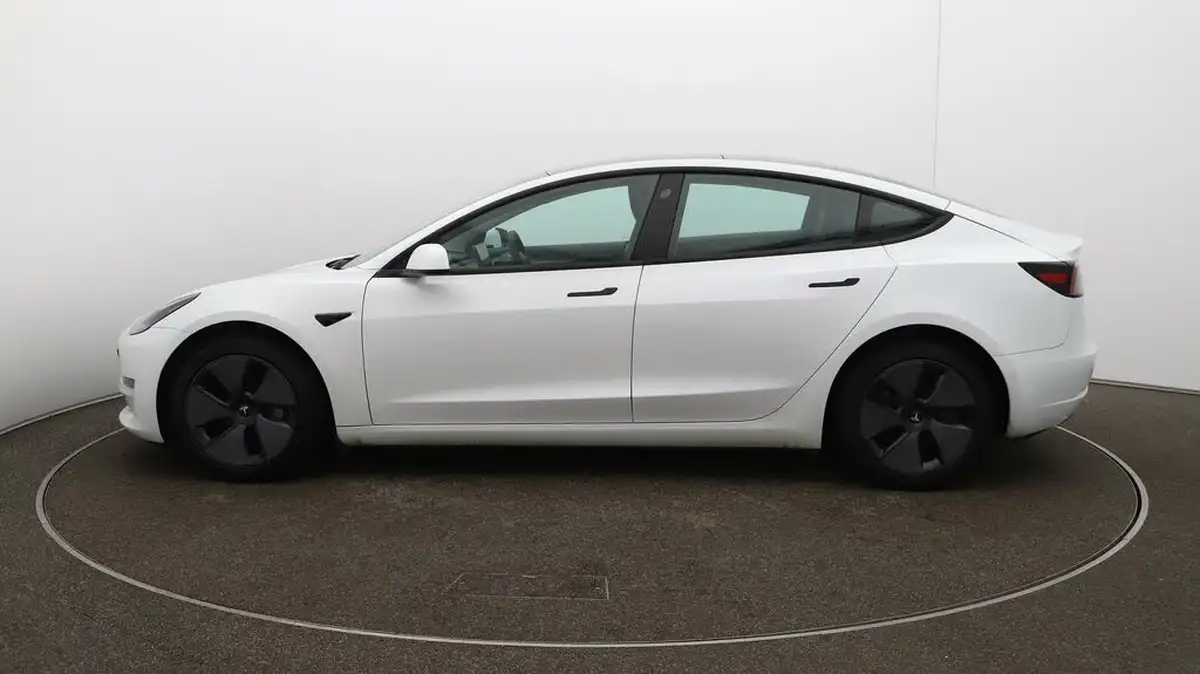 2021-tesla-model-3-e-long-range-4x4-big-62