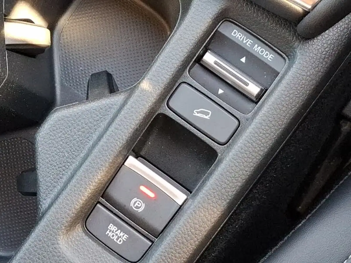 2022-honda-hr-v-15-i-mmd-advance-big-15