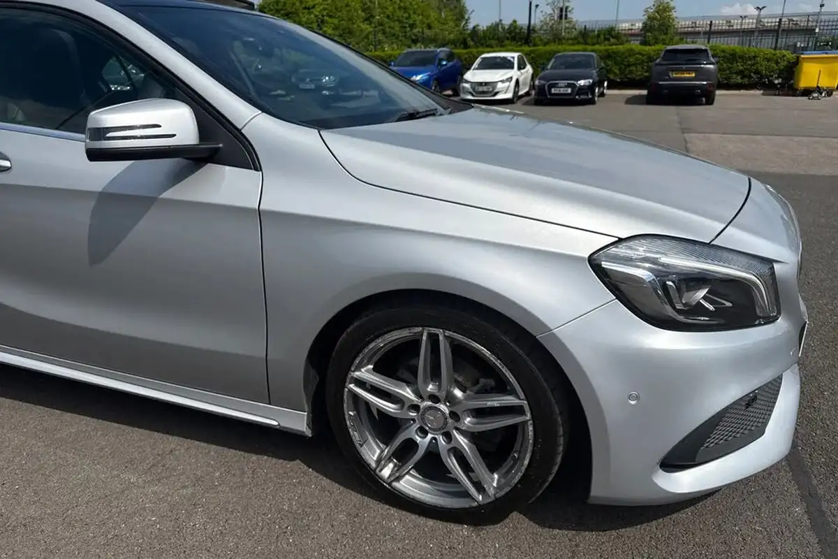 2016-mercedes-benz-a-class-big-35