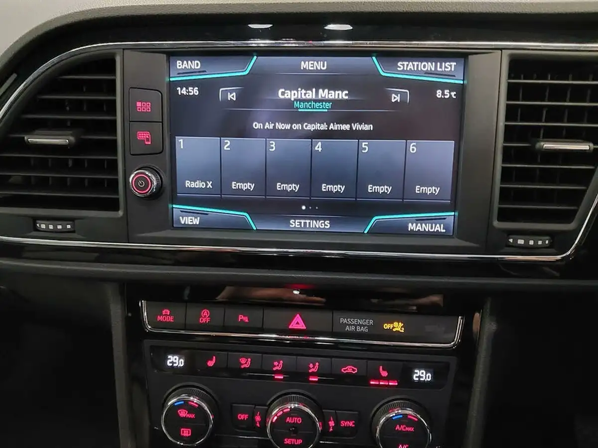 2018-seat-leon-20-tsi-fr-sport-estate-big-13
