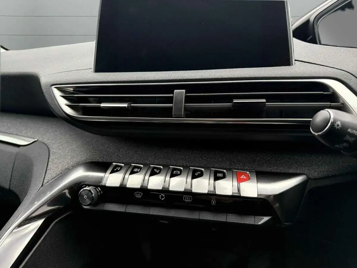 2020-peugeot-3008-suv-12-puretech-allure-eat8-big-22