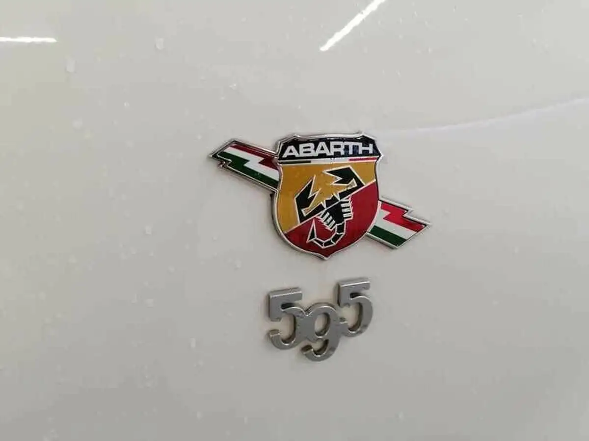 2018-abarth-595-14-tjet-big-6