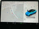 2022-tesla-model-y-e-long-range-small-32