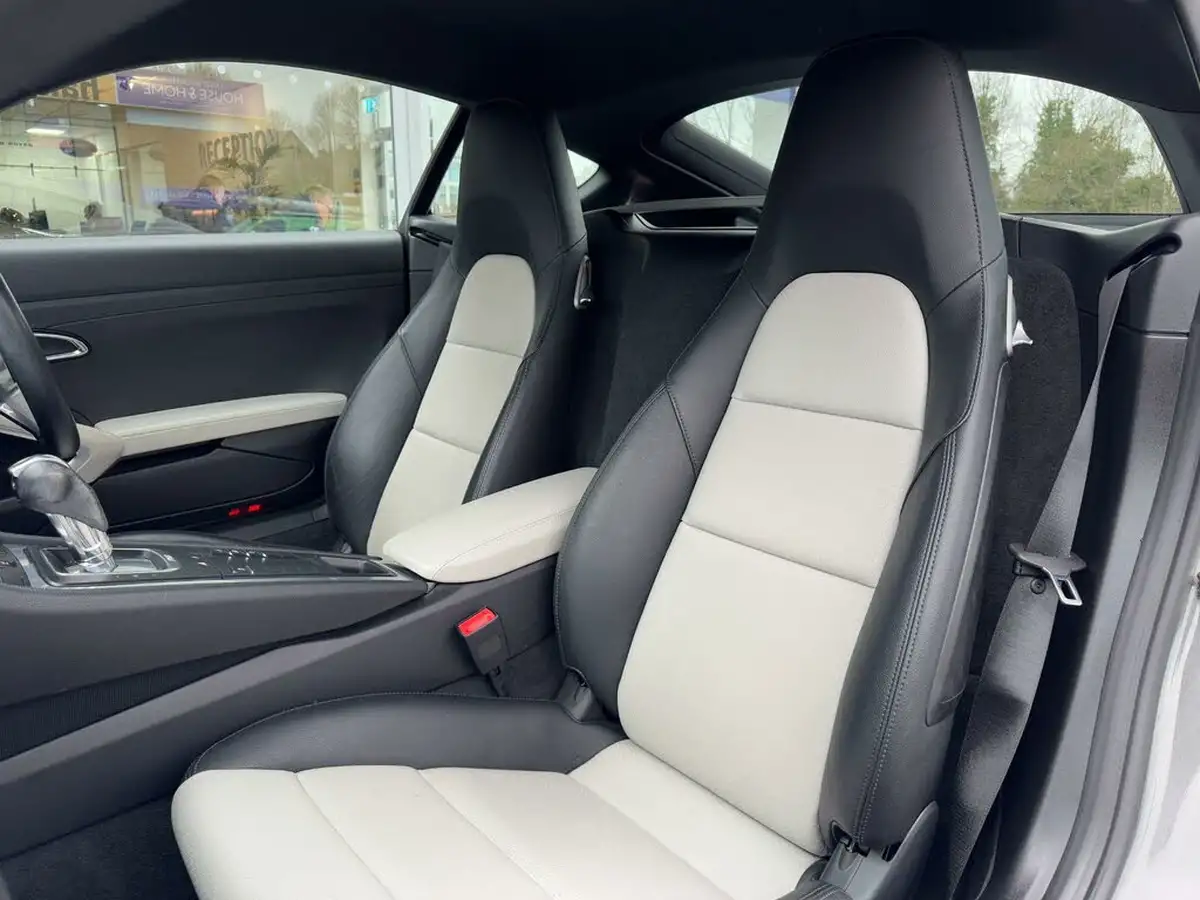 2019-porsche-cayman-718-20-cayman-pdk-big-14