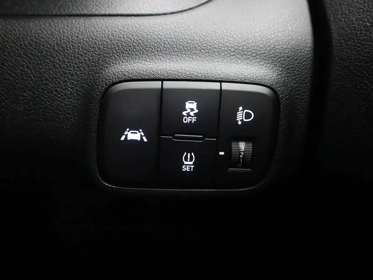 2023-hyundai-i10-10-t-gdi-n-line-big-34