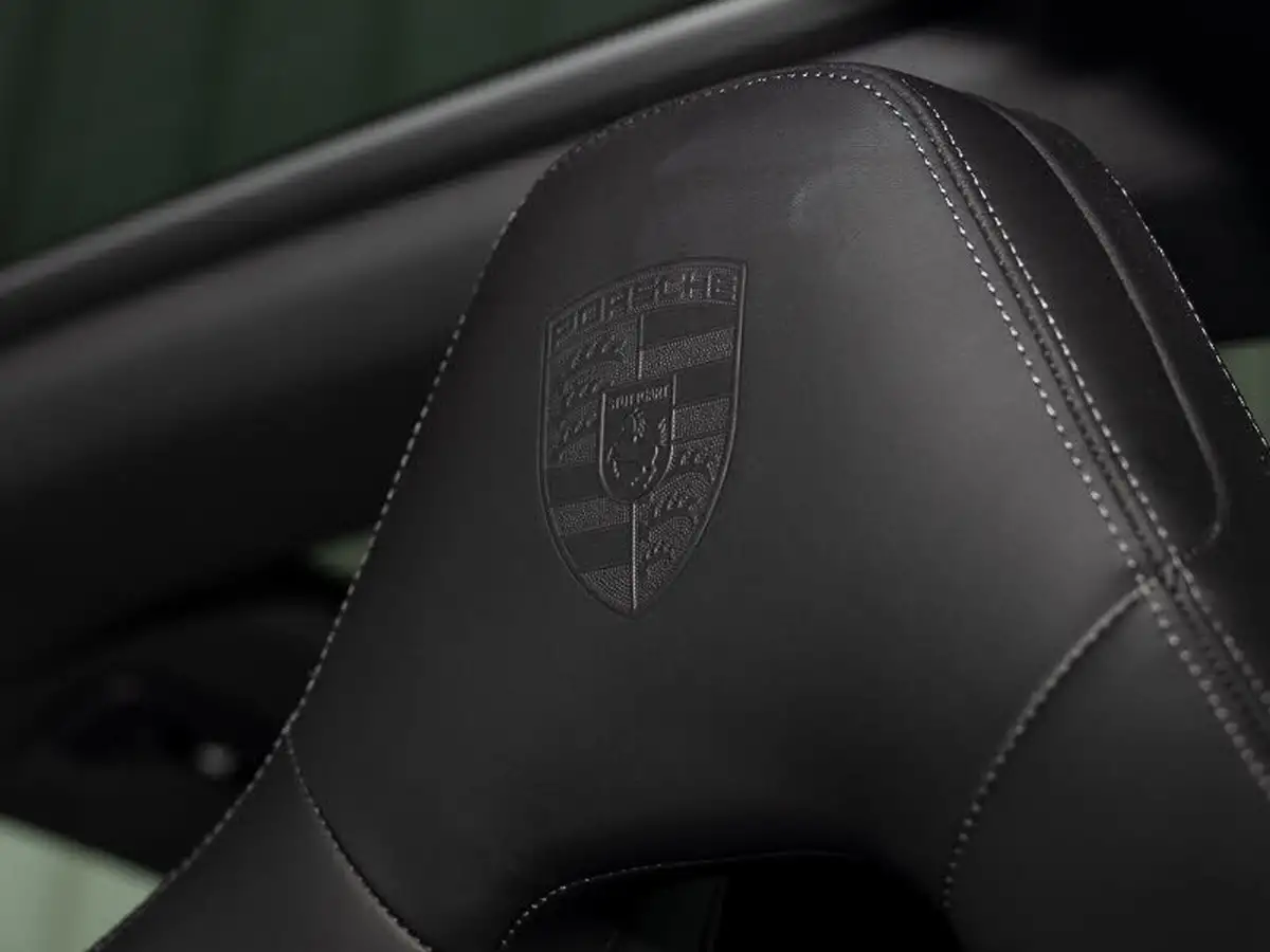 2022-porsche-panamera-30-4-e-hybrid-platinum-edition-hatchback-big-12
